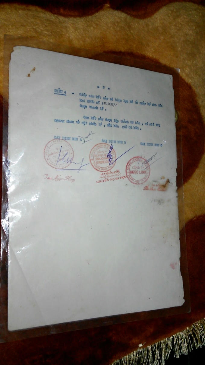 Biên bản ký kết vay tiền và thế chấp tài sản giữa 3 bên.