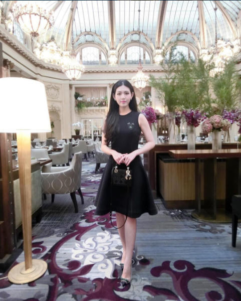 Cuộc sống sang chảnh của tiểu thư nổi danh Instagram Hội con nhà giàu Việt