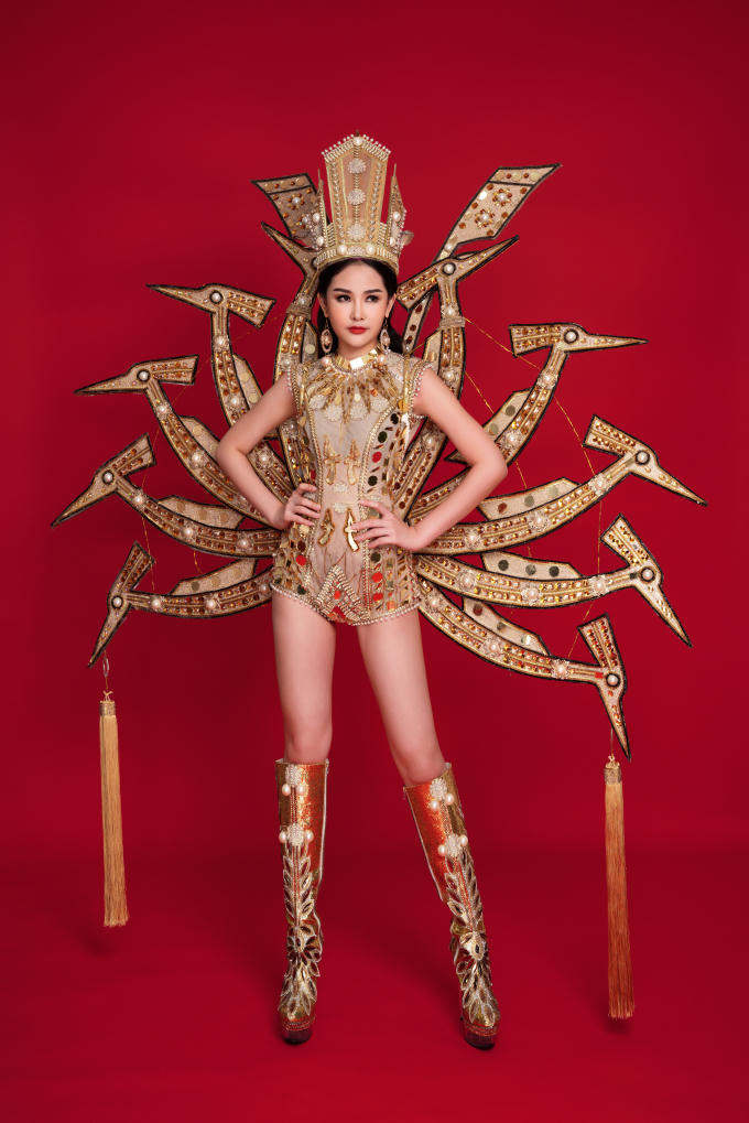 Ngân Anh mang hình tượng mẹ Âu Cơ đến Miss Intercotinental 2018