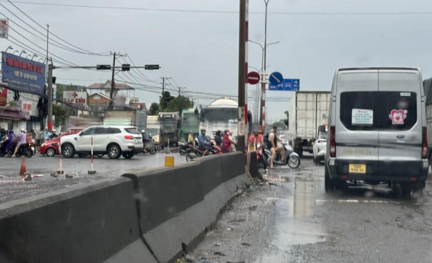 QL51 đã xuống cấp nặng.