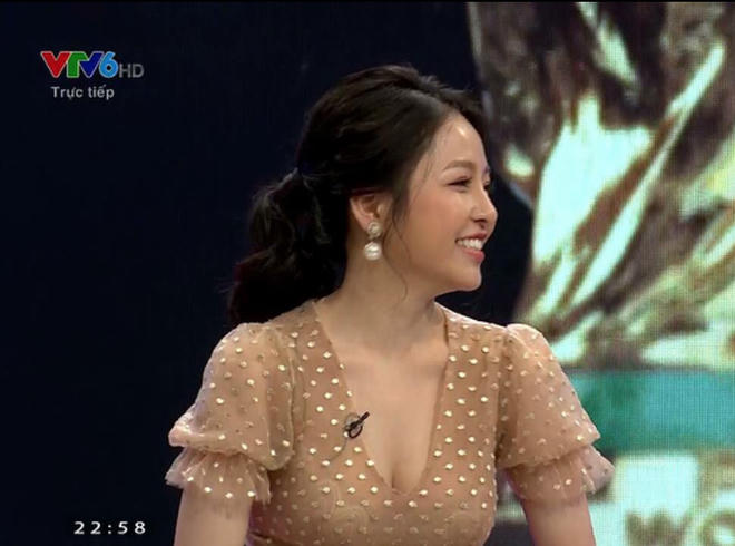 Tham gia bình luận World Cup 2018 trên VTV6.