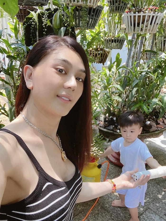 Lâm Khánh Chi lộ diện sau nghi vấn chia tay Phi Hùng, khéo tiết lộ tình trạng hôn nhân ảnh 2
