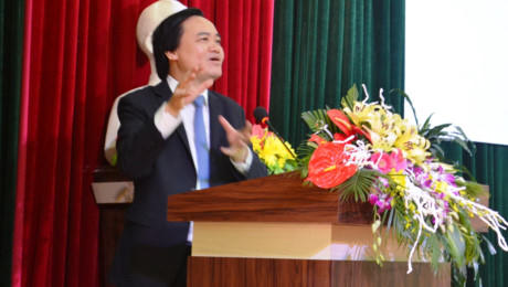 Bộ trưởng Phùng Xuân Nha khẳng định việc bỏ điểm sàn sẽ không để xảy ra tình trạng