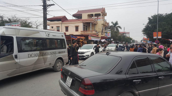 An ninh trật tự, cũng như an toàn giao thông được các lực lượng CSGT và CSCĐ bố trí đảm bảo trong suốt quá trình diễn ra lễ hội.
