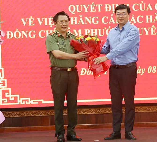 Giám đốc công an tỉnh Đồng Tháp được thăng cấp bậc hàm Thiếu tướng