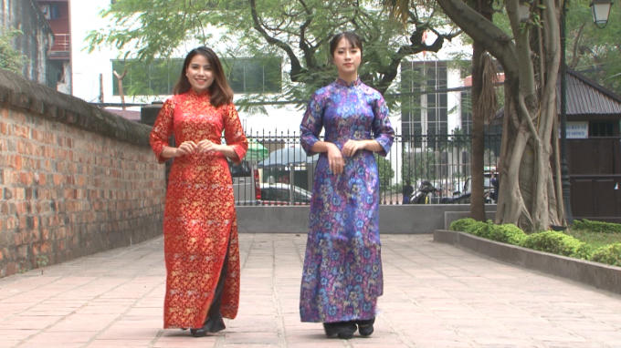 Bản tin Thời trang Plus số 10: NTK Kim Anh Phạm và áo dài The Jovial Studio