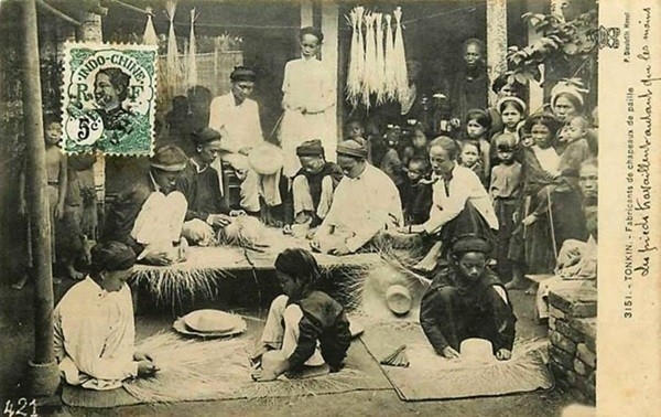 Hoặc là nghề đan mũ rơm