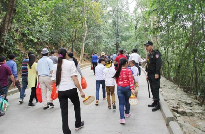 Lực lượng CSCĐ được huy động tối đa đảm bảo an ninh tại các nẻo đường về Lễ hội.