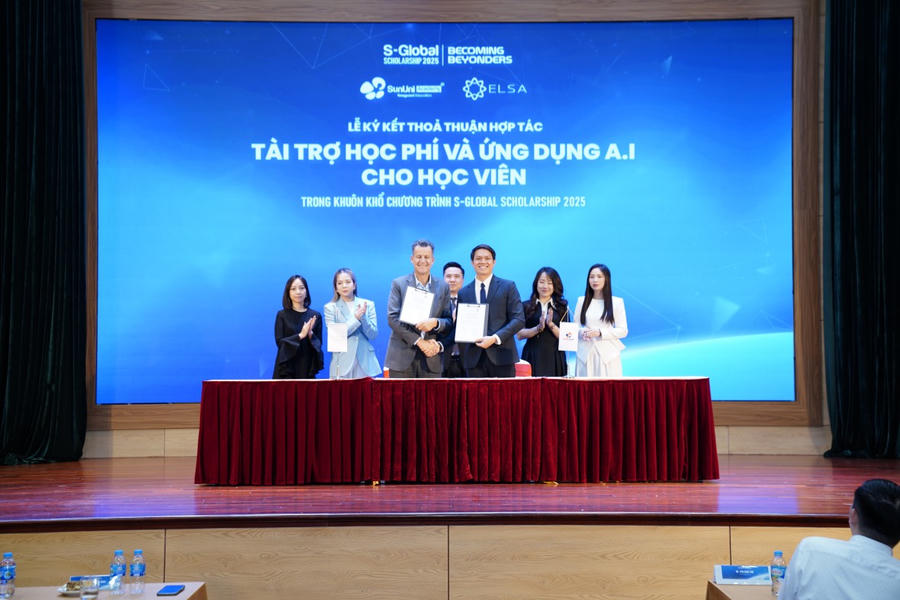 Ký kết thỏa thuận ứng dụng công nghệ và tài trợ học phí trong khuôn khổ S-Global 3 Scholarship 2025.