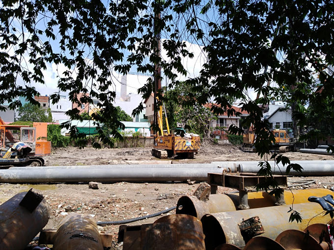Dự án ngổn ngang, đang thi công phần móng
