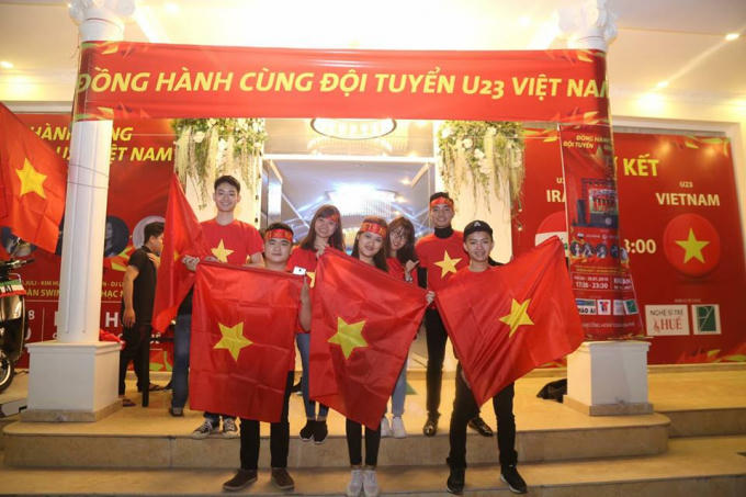 Ban tổ chức vừa có thông tin chính thức buổi ofline miễn phí vé xem trận bán kết giữa U23 Việt Vam - U23 Qatar chiều 23/1 tại nhà hàng Khải Hoàn, 96 Lê Lợi, TP Huế.