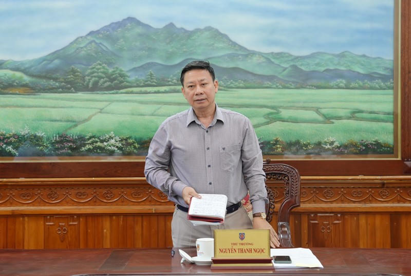 Thứ trưởng Nguyễn Thanh Ngọc kết luận buổi làm việc.