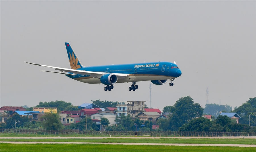 Nhiều chuyến bay của Vietnam Airlines bị ảnh hưởng bởi siêu bão Ragasa (Ảnh minh họa).