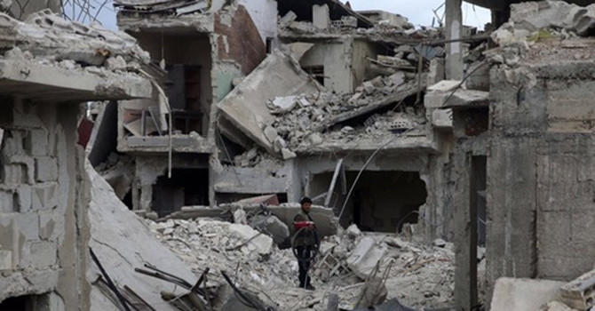 Khung cảnh đổ nát tại Syria ở thị trấn Douma, Đông Ghouta, Syria, ngày 30/3. (Ảnh: Reuters).