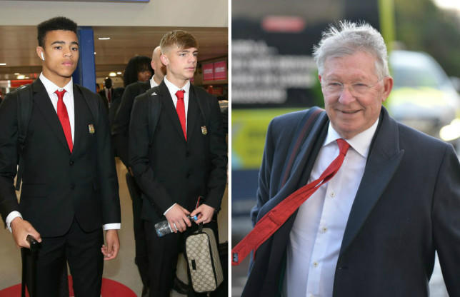 MU mang theo 5 sao nhí đấu PSG. Sir Alex đi cùng đội để "truyền lửa" tinh thần 1999