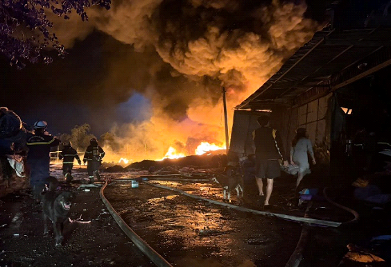 nhà xưởng trên địa bàn Đội 12, khu chùa Rừng, Miền Bãi, xã Dương Liễu, huyện Hoài Đức (Ảnh: CAHN)