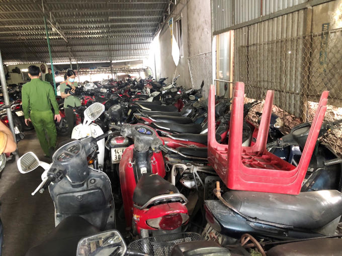 Công an tỉnh Hải Dương phát hiện kho xe gần trăm chiếc nghi trộm cắp.