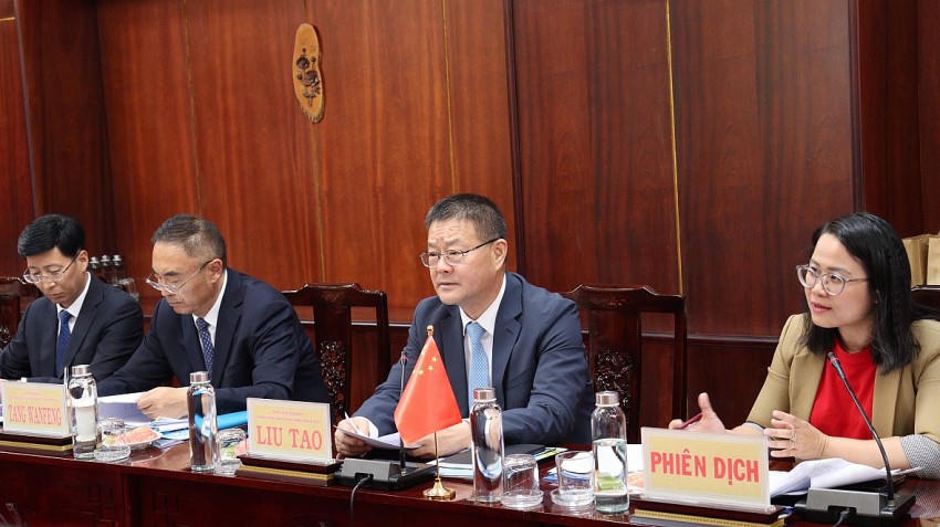 Phó Tỉnh trưởng Chính phủ Nhân dân tỉnh Thanh Hải nhận định, hai địa phương có những tương đồng nhất định, gắn kết trong việc phát triển kinh tế. Ảnh: longan.gov.vn