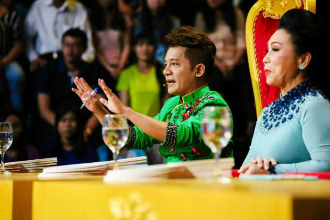 Lương Bằng Quang xin lỗi Th&aacute;i Ch&acirc;u v&igrave; ngạo mạn trong đ&ecirc;m thi