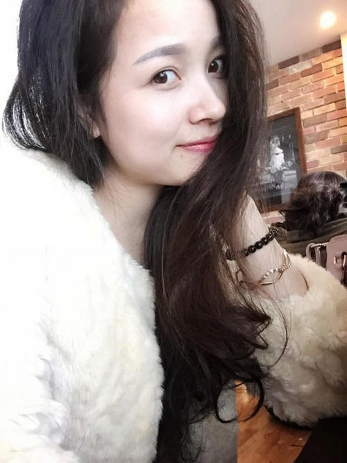 Cũng thích selfie như nhiều cô nàng 9x khác!
