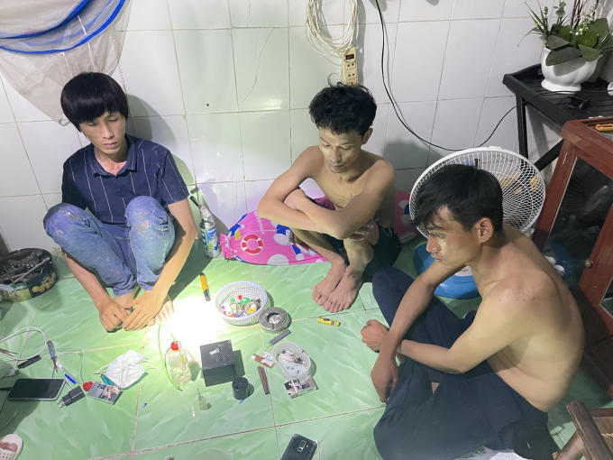 Các đối tượng.