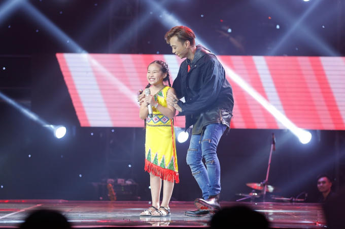 Rơi nước mắt khi nghe
