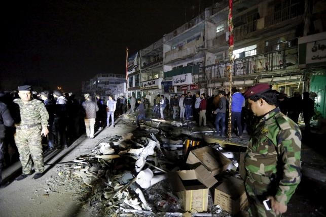 Hiện trường xảy ra vụ nổ bom. (Ảnh: Reuters)
