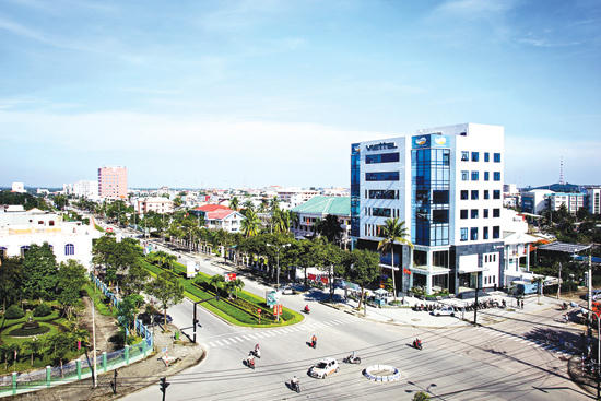 Quảng Nam chấn chỉnh hoạt động đấu thầu trong các dự án đầu tư phát triển. Ảnh:  tamky.gov.vn.