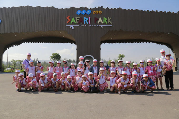 FLC Zoo Safari Park được các em nhỏ yêu thích