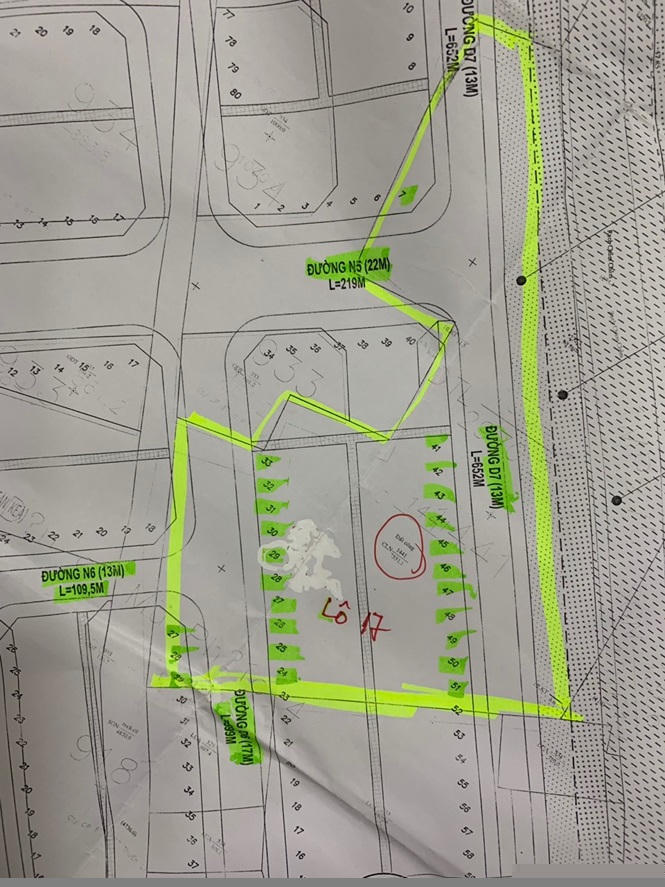 7550m2 đất công (ô màu xanh) đã bị xẻ thịt phân lô bán nền.
