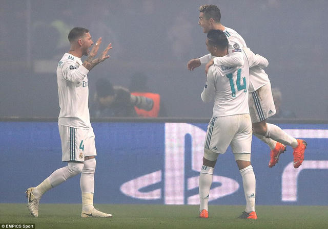 Real tiến vào tứ kết sau khi đánh bại PSG với tổng tỉ số 5-2 sau hai lượt trận. (Ảnh: Empics Sport)