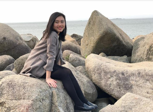 Phương Linh còn là hành viên lâu năm của dự án Sách hóa nông thôn - Books for Rural Areas, dự án được UNESCO và Quốc hội Mỹ trao giải thưởng trong năm 2016 và 2017 - với nhiều đóng góp tích cực, tiêu biểu như 70 tủ sách về vùng cao Hà Tĩnh trong năm 2017.