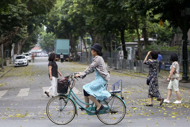 H&agrave; Nội, nhiều tuyến phố y&ecirc;n ả trong ng&agrave;y đầu ti&ecirc;n nghỉ lễ
