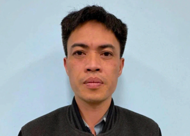 Tống Anh Tuấn tại công an (Ảnh: Công an quận Tây Hồ).