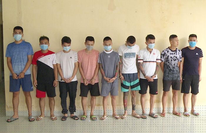 Nhóm thanh niên bị bắt giữ