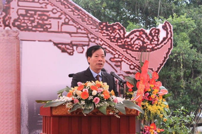 Ông Trương Minh Tiến (Phó giám đốc Sở Văn hóa, Thể thao và Du lịch Hà Nội) phát biểu tại Hội chữ Xuân Bính Thân 2016. (Ảnh: Như Trường)