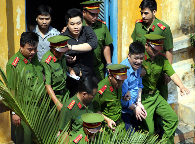 Tài