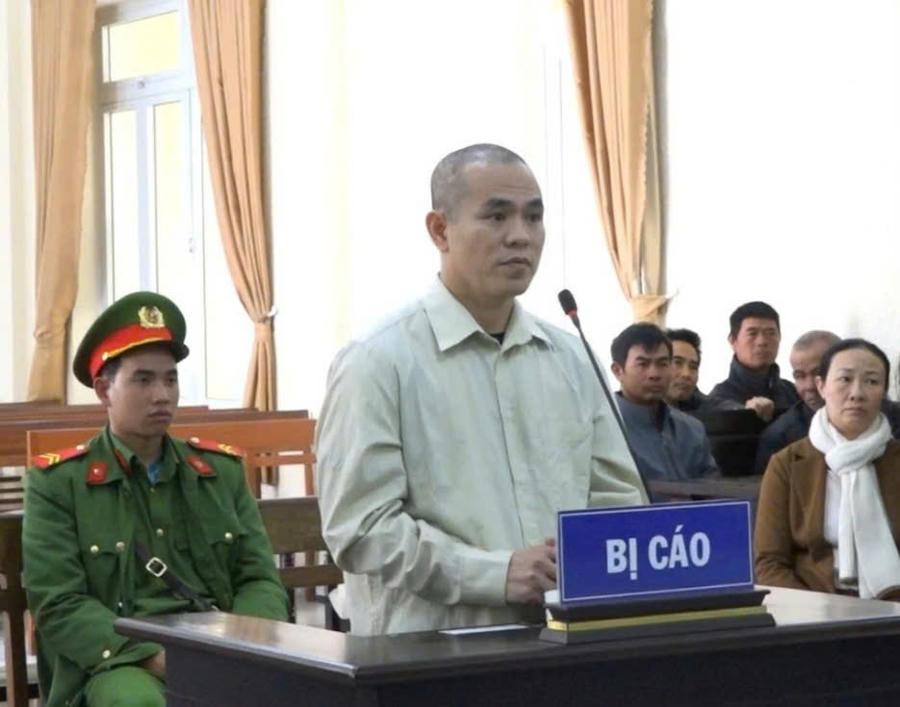 Bị cáo Hà Văn Công đã thừa nhận hành vi phạm tội của mình. Ảnh: Báo Lâm Đồng