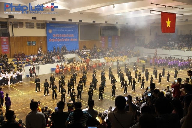 Vào tối ngày 18/8, tại Nhà thi đấu Thể thao Trịnh Hoài Đức, Hà Nội, Hôi diễn Võ thuật cổ truyền Hà Nội mở rộng lần thứ 32 năm 2016 đã chính thức được diễn ra.