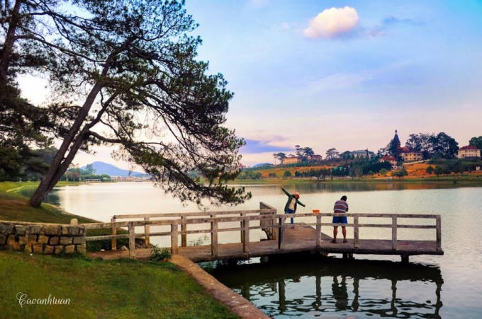 Ngoài ra, còn có các điểm đến rất hấp dẫn khác như: Nhà thờ Con Gà, Nhà thờ Domaine de Marie, chợ Đà Lạt,... (Ảnh: Cao Anh Tuấn)