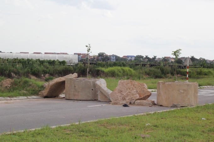 D&acirc;n k&ecirc;u trời khi con đường ngh&igrave;n tỷ th&agrave;nh