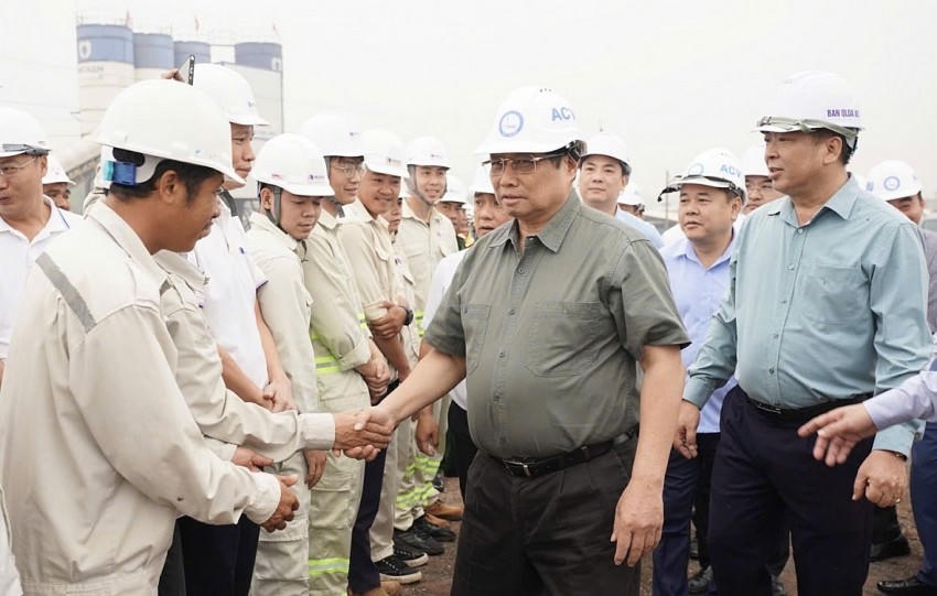Thủ tướng Phạm Minh Chính yêu cầu đến 31/12/2025 phải làm xong sân bay Long Thành.