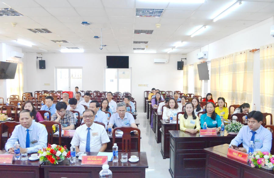 Đại biểu tham dự Đại hội.