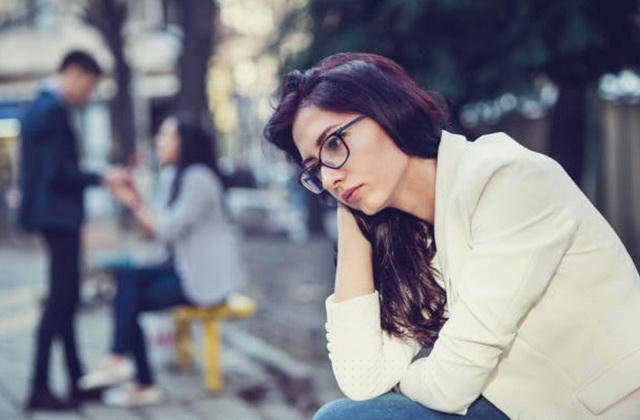 Đừng đánh ghen, hãy yêu bản thân mình nhiều hơn! (Ảnh minh họa)