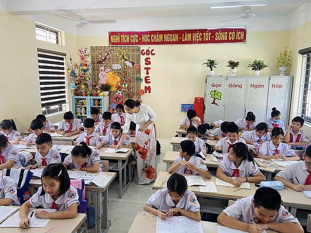 Mức lương Giáo viên sẽ được tăng từ 1/7/2024. (Ảnh: Công TTĐT Chính phủ)