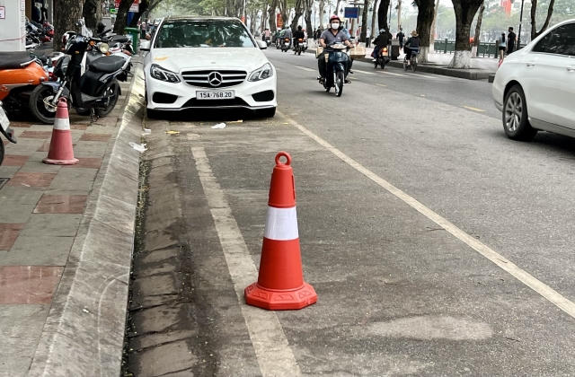Hải Phòng: Xử lý nghiêm các trường hợp đặt chướng ngại vật dưới lòng đường ngăn cản việc dừng, đỗ xe