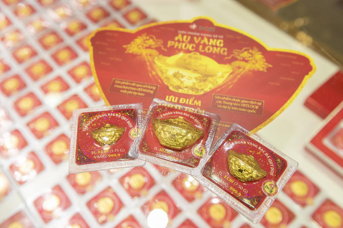 Đồng vàng ép vỉ 999.9 Âu Vàng Phúc Long của DOJI