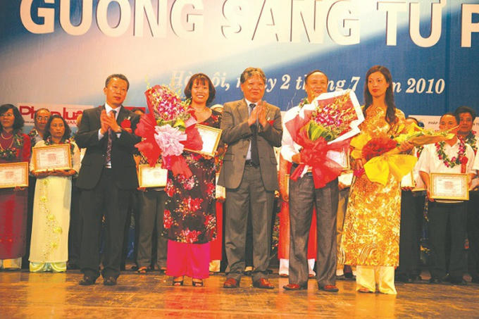 Chương trình vinh danh “Gương sáng Tư pháp” do Báo PLVN tổ chức có ý nghĩa thiết thực trong việc tôn vinh cá nhân tiêu biểu, có thành tích xuất sắc trong công tác Tư pháp.