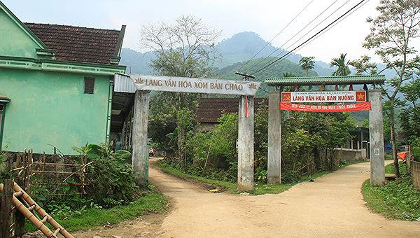 Bản Cháo nơi có ba nạn nhân trong vụ sập hầm khi đi mót quặng