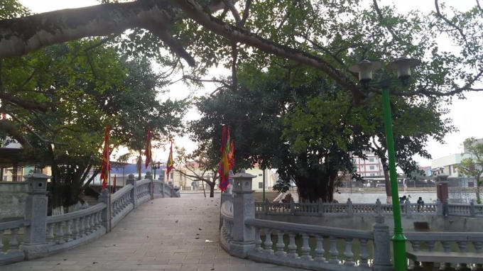 Trung tâm của Lễ hội là Đình làng.